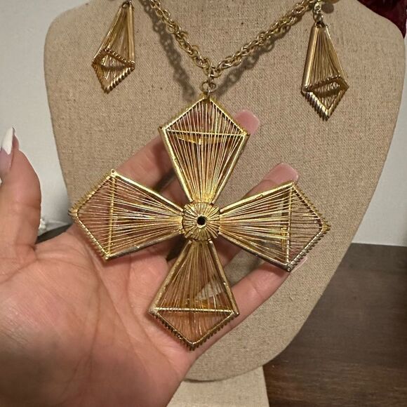 Vtg Hobe Goldtone Wire Wrapped Smoke Topaz Rhinestone Cross Pendant Necklaceset - Picture 2 of 8